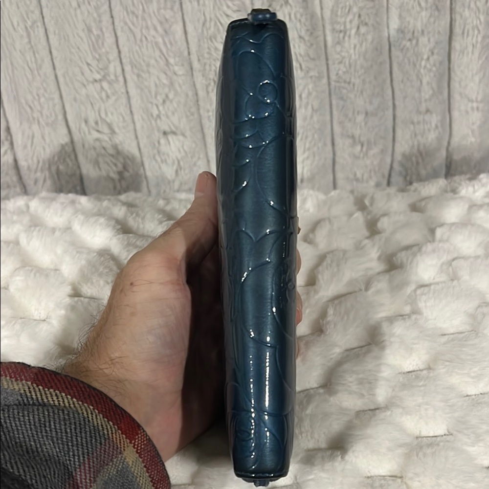 Authentic Chanel Blue Embossed Leather Wallet - Picture 7 of 14